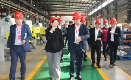 青島市委常委、組織部部長(zhǎng)于玉一行到軟控考察調(diào)研